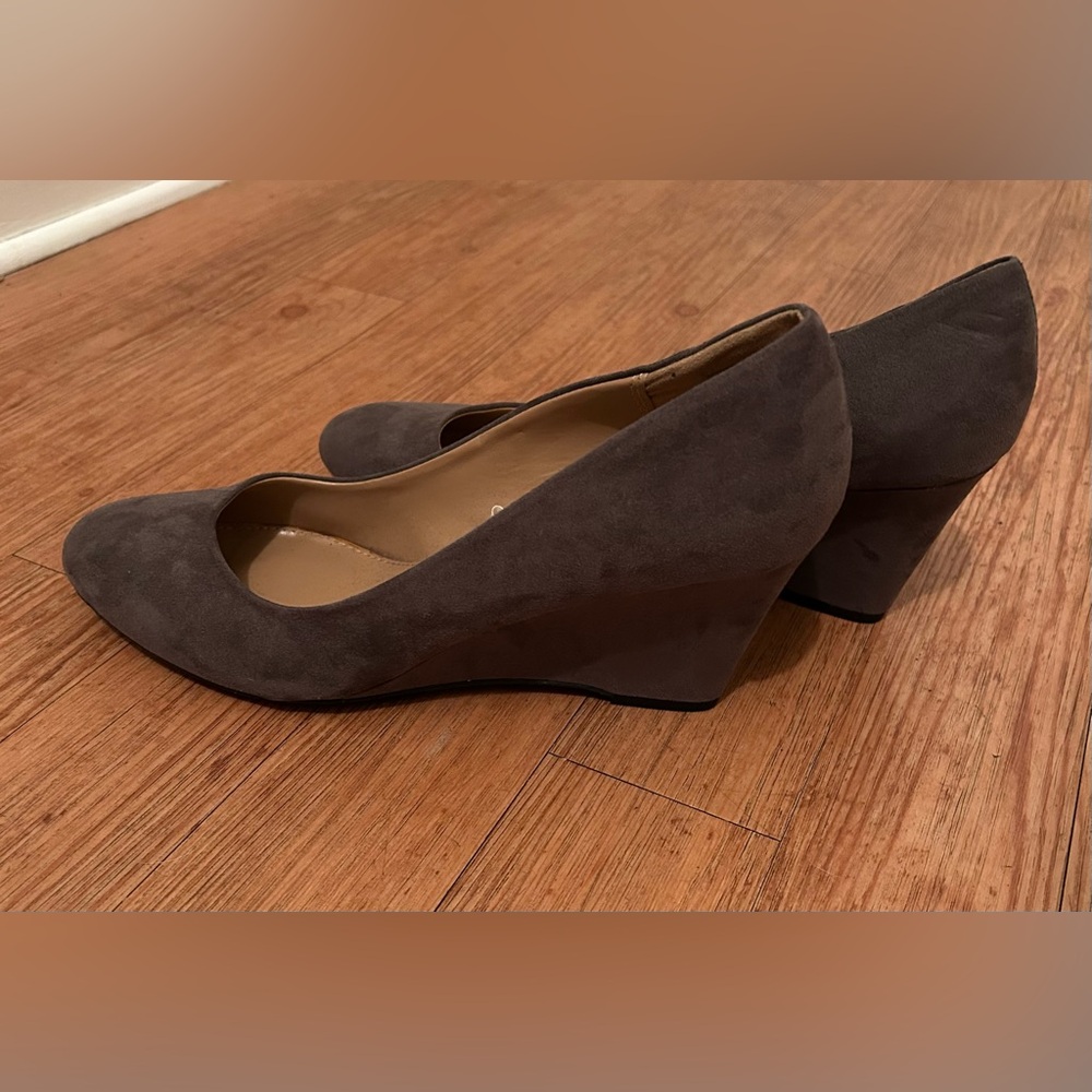 Merona Gray Suede Wedge 2in Heels